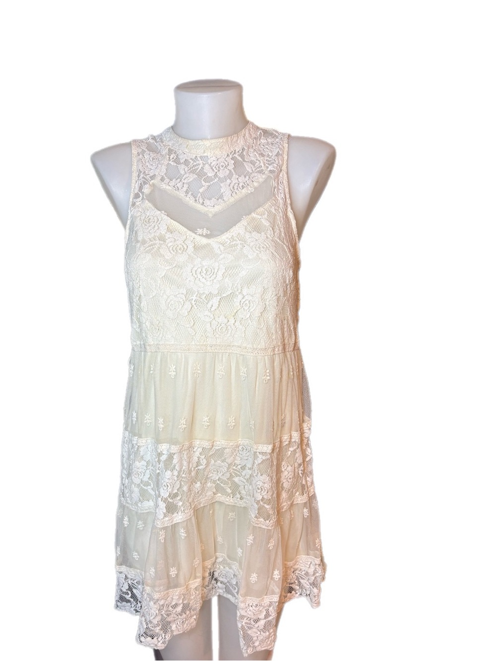 Rebellion Ivory Lace Tiered Sleeveless Chemise